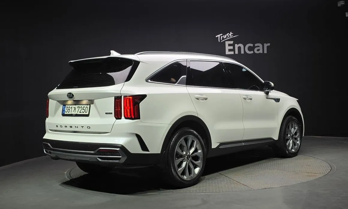Kia Sorento — фото 2