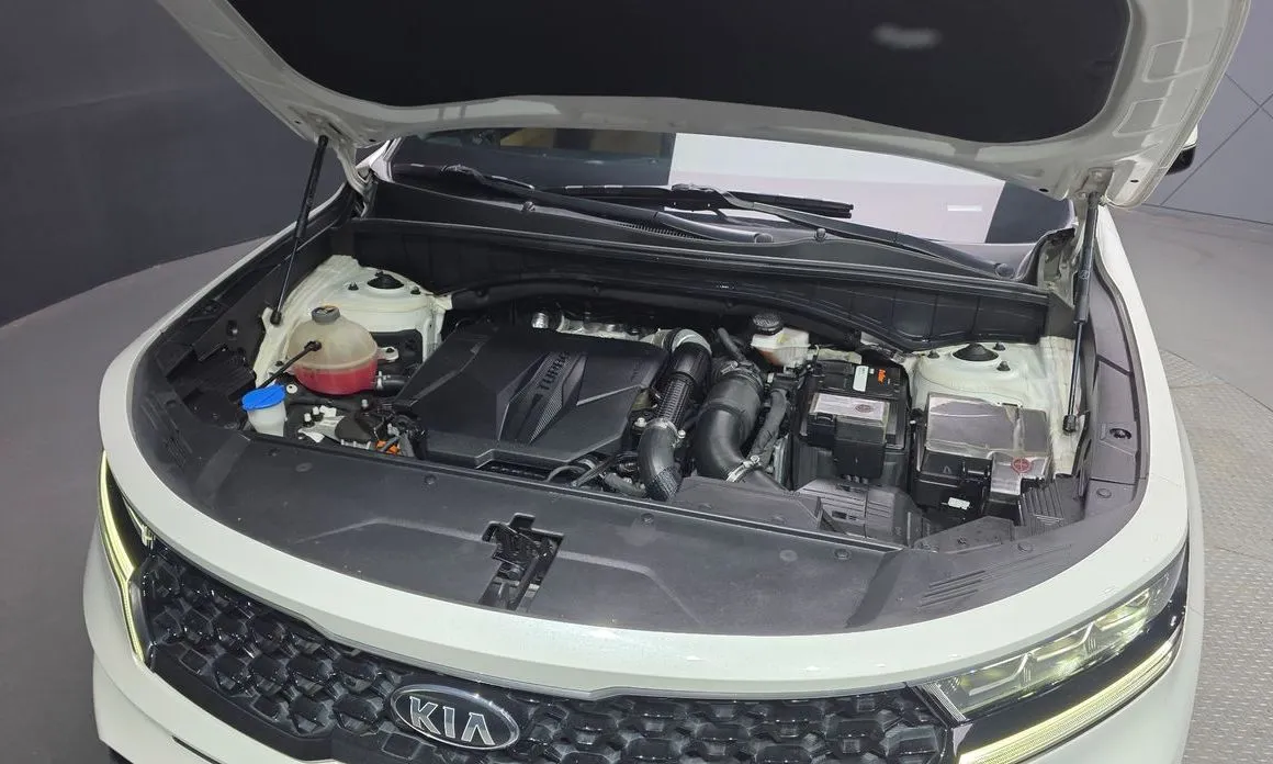 Kia Sorento — фото 7