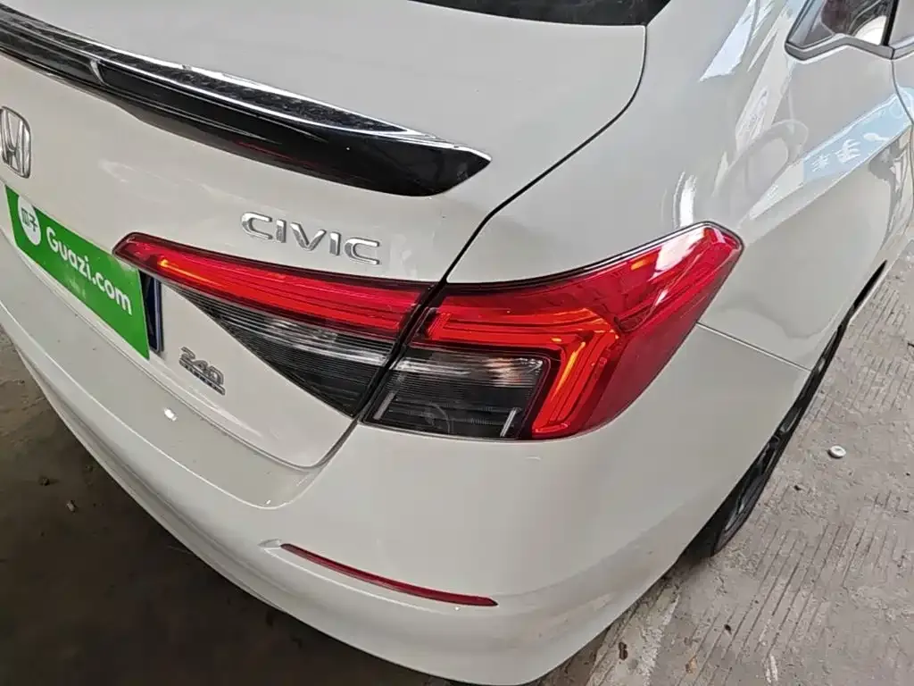 Honda Civic — фото 5