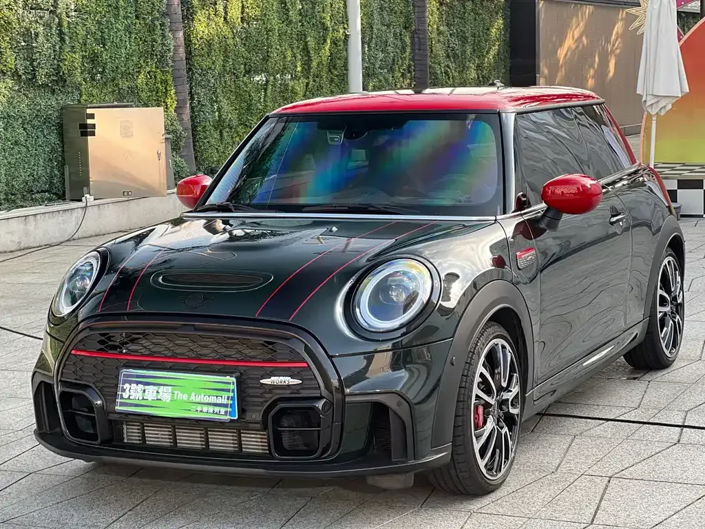 MINI JCW (John Cooper Works) — фото 1
