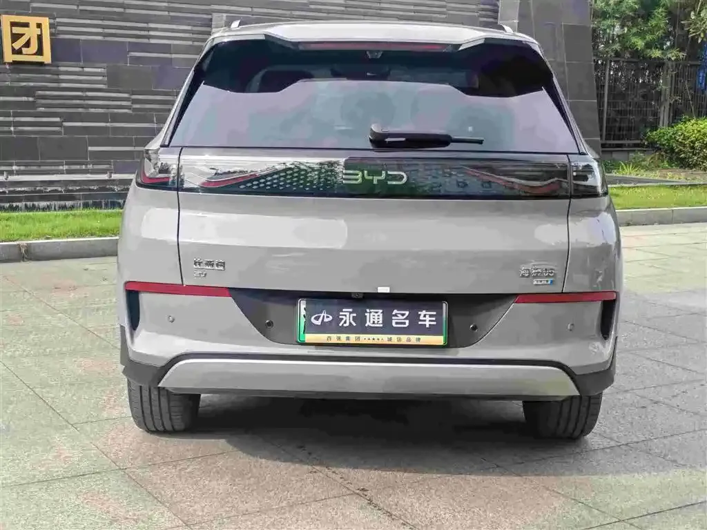 BYD Hiace 05 EV — фото 6