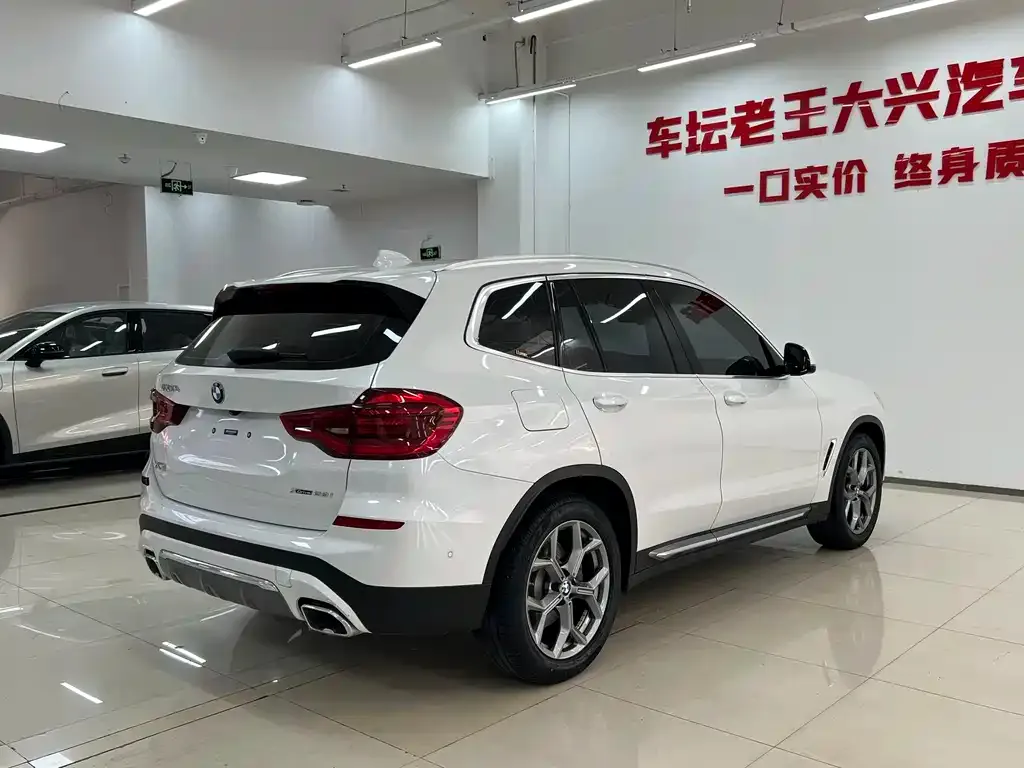 BMW X3 — фото 2