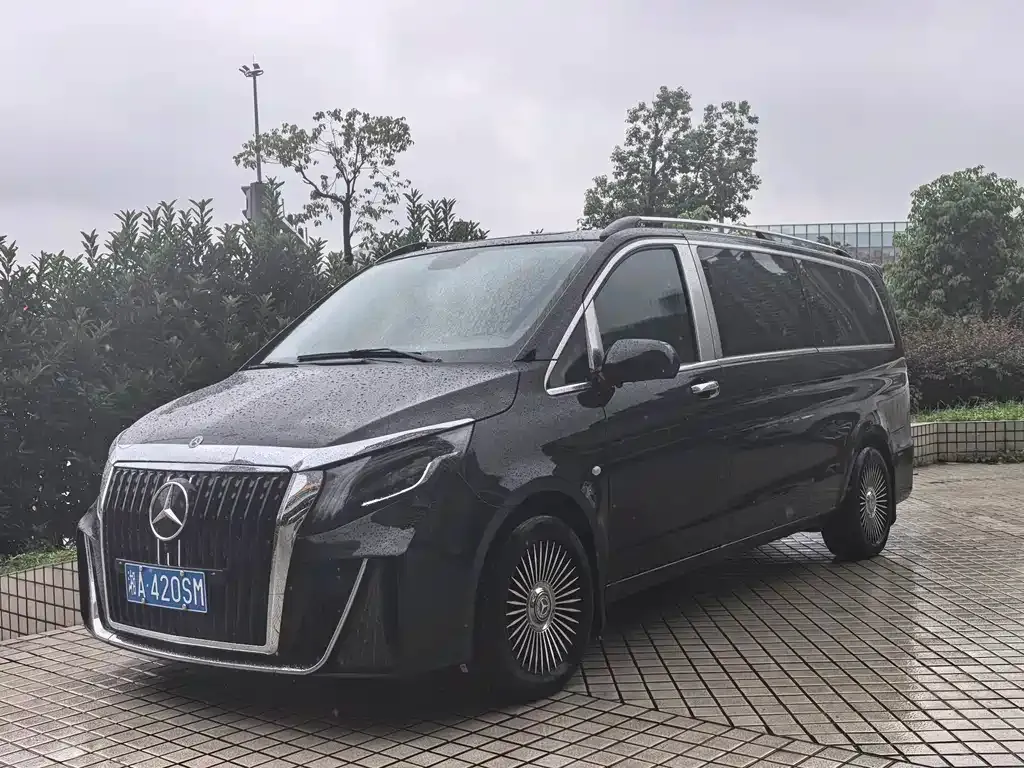 Mercedes-Benz Vito — фото 1