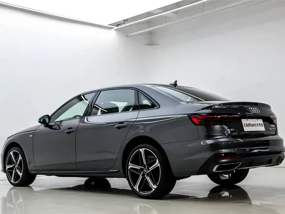 Audi A4L — фото 2