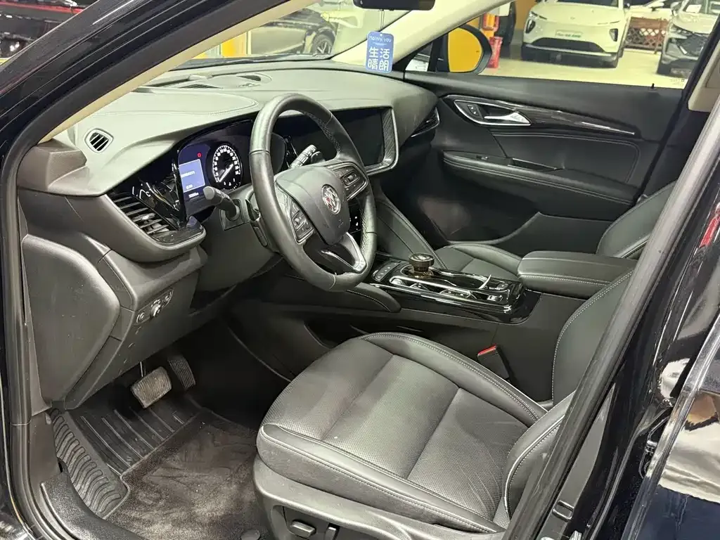 Buick Envision Plus — фото 8