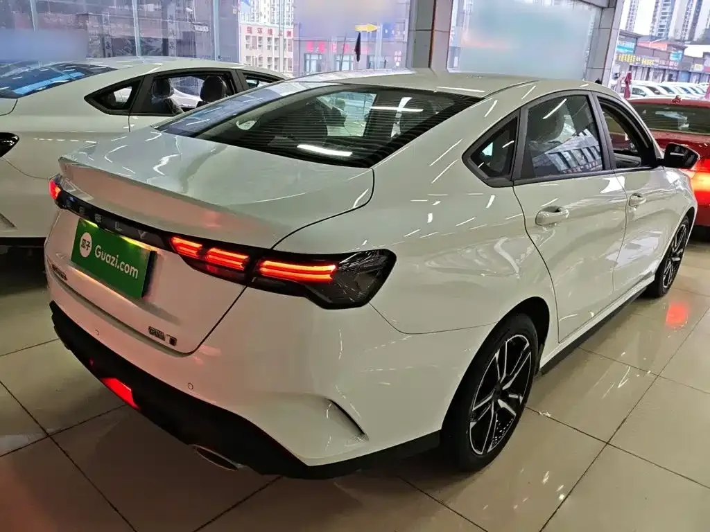 Geely Binrui — фото 3