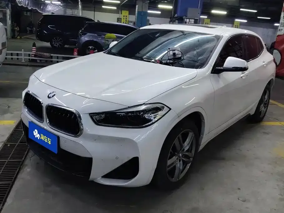 BMW X2 — фото 1