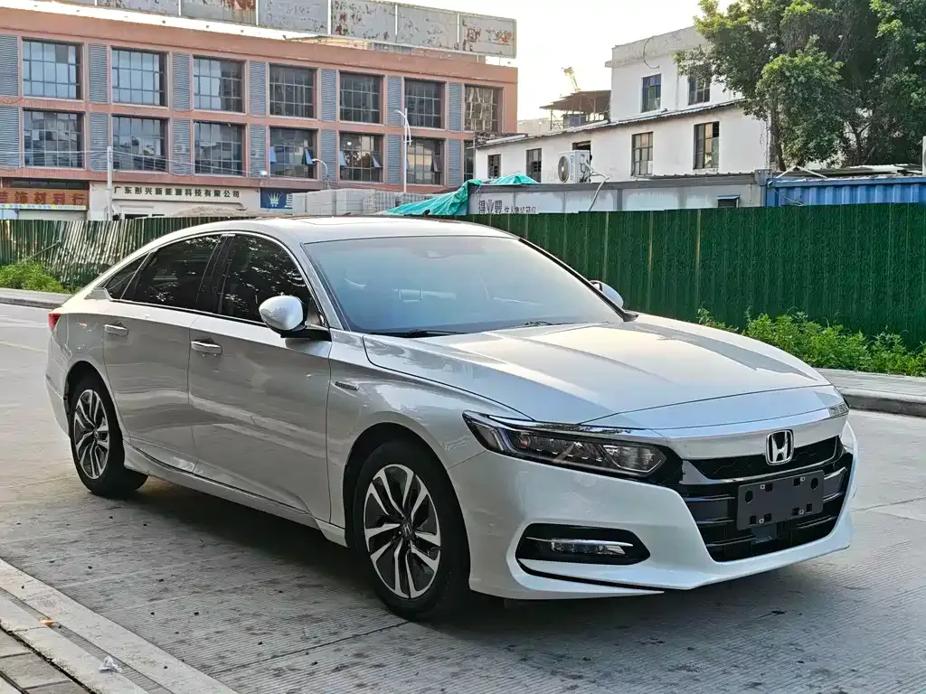 Honda Accord — фото 4