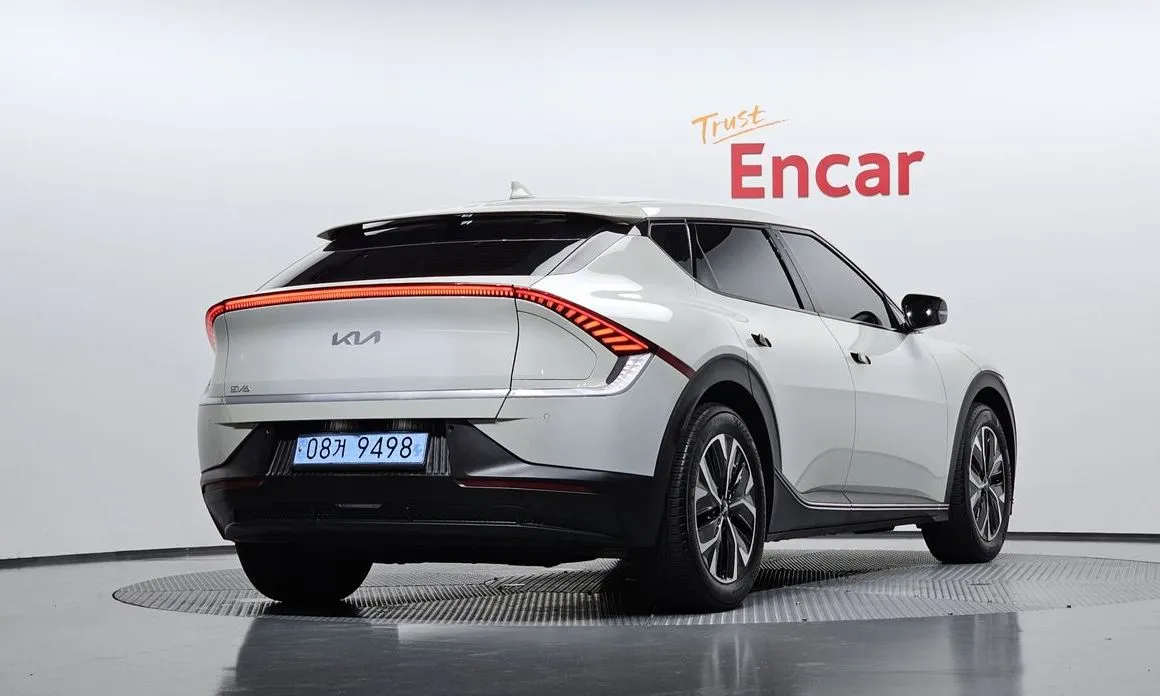 Kia EV6 — фото 6