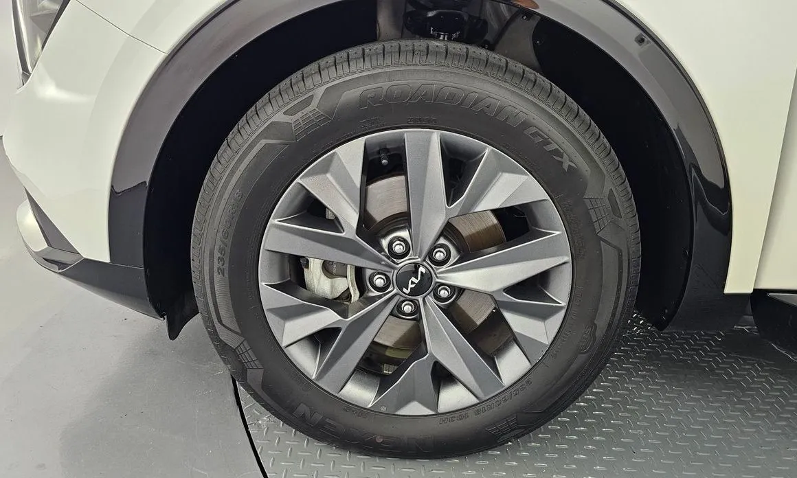 Kia Sportage — фото 10
