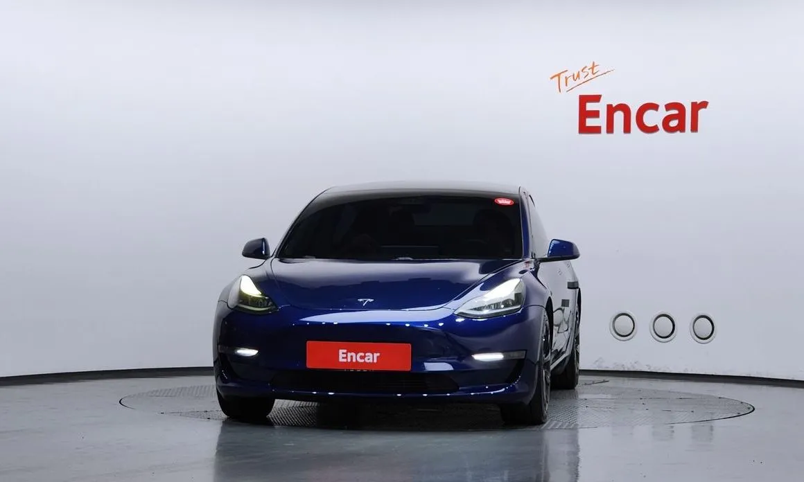 Tesla Model 3 2021 из KR, фото 2
