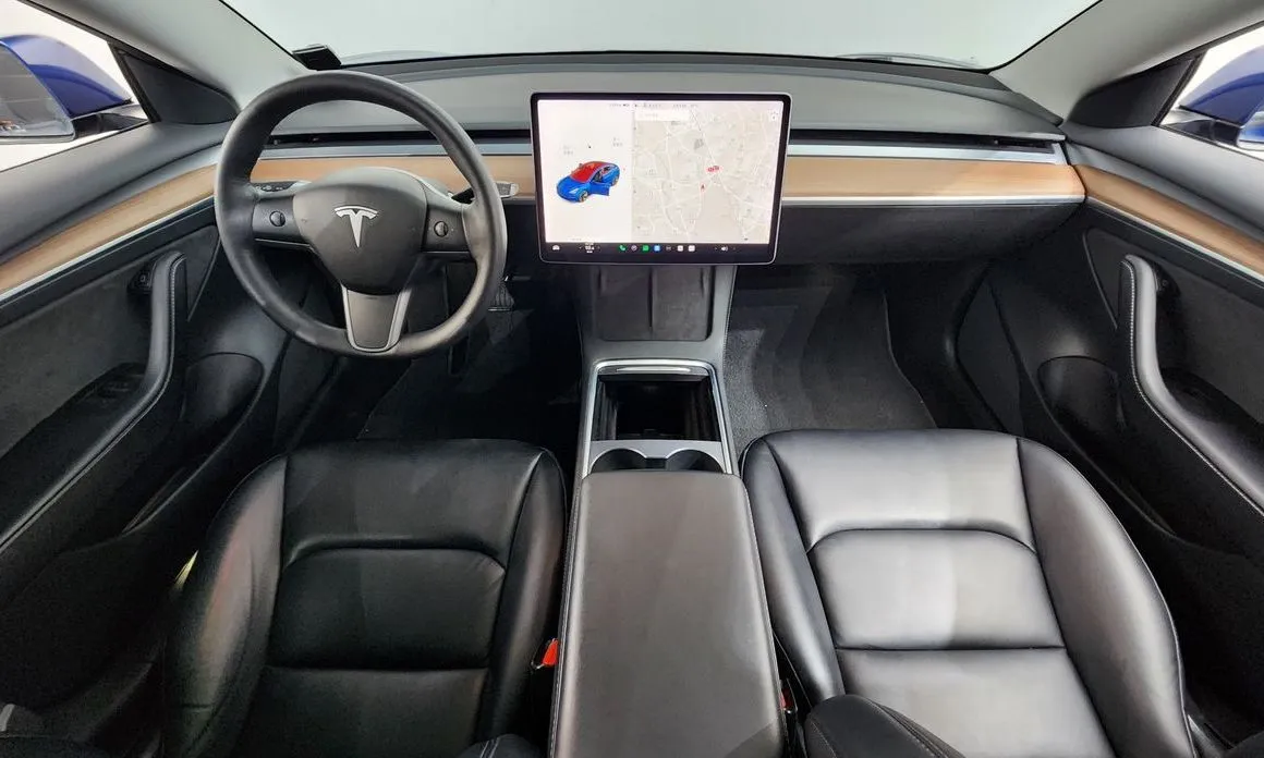 Tesla Model 3 2021 из KR, фото 10