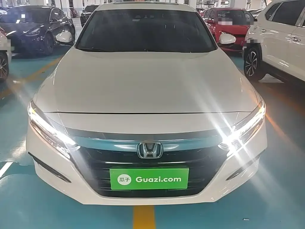 Honda Accord — фото 4