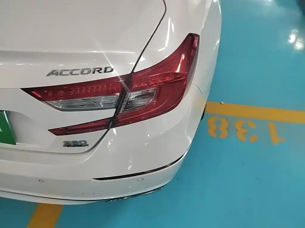 Honda Accord — фото 2