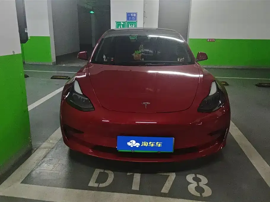 Tesla Model 3 — фото 3