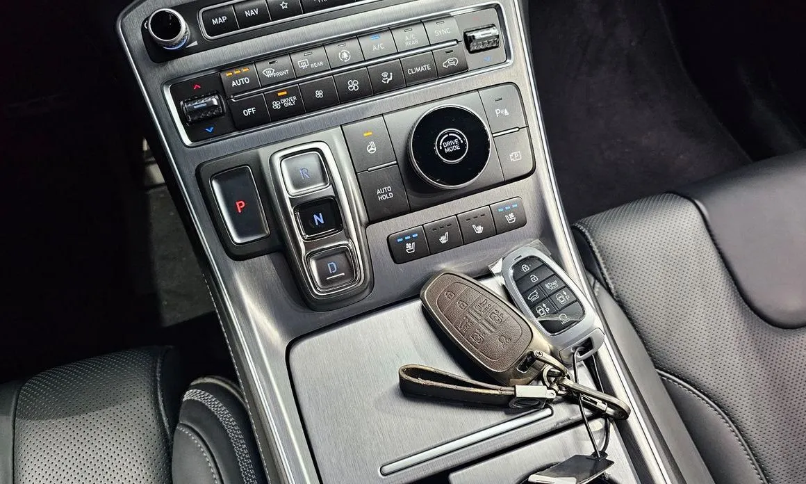 Hyundai Santafe — фото 9