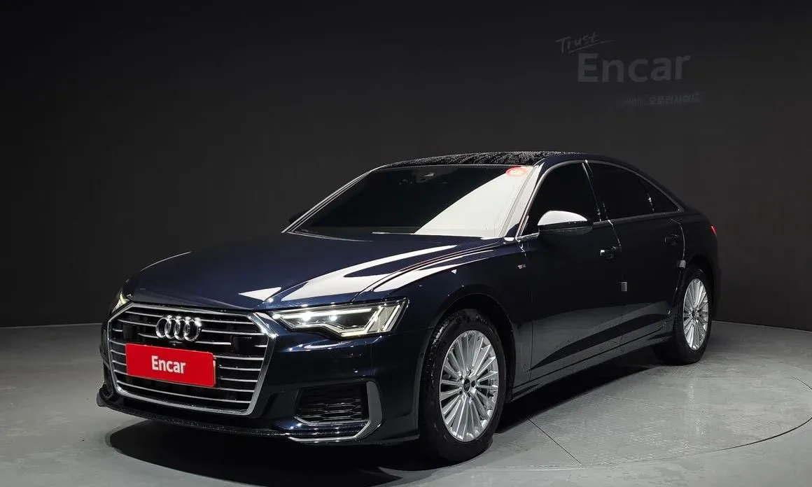 Audi A6 — фото 1