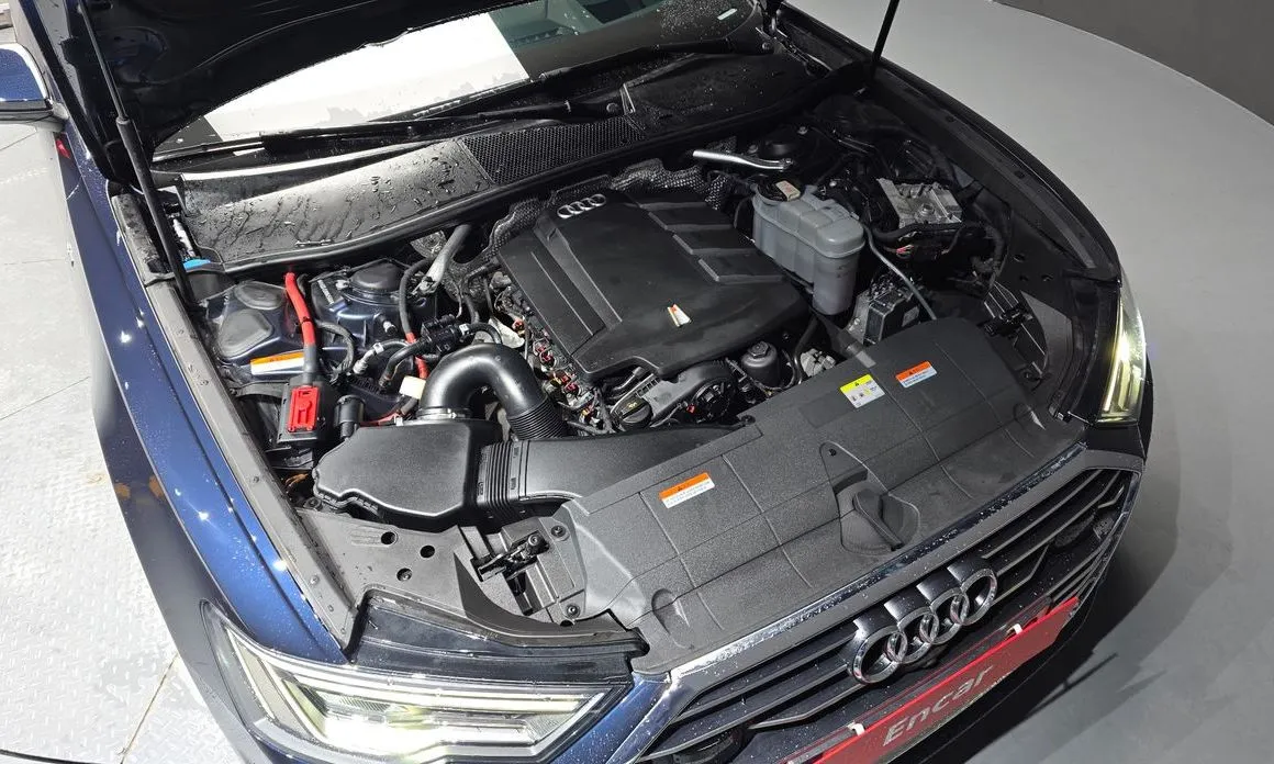 Audi A6 — фото 6