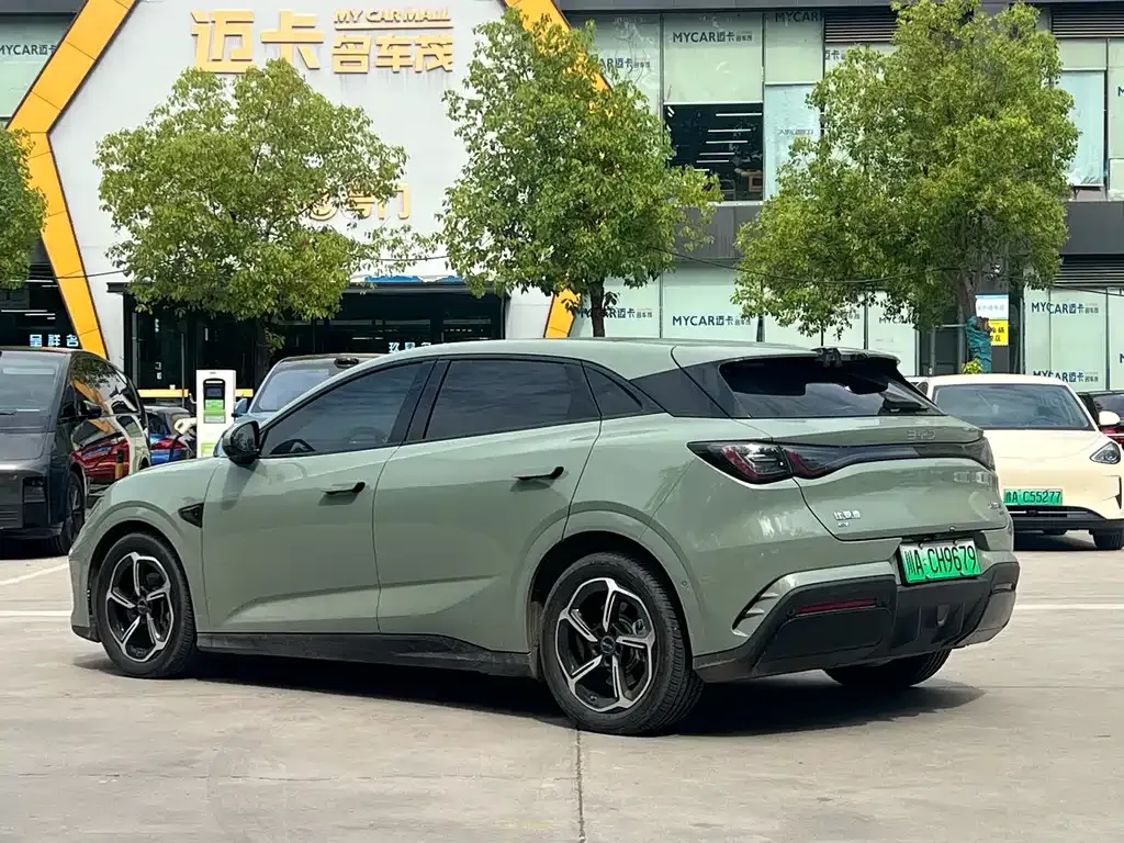 BYD Seal 06GT — фото 8