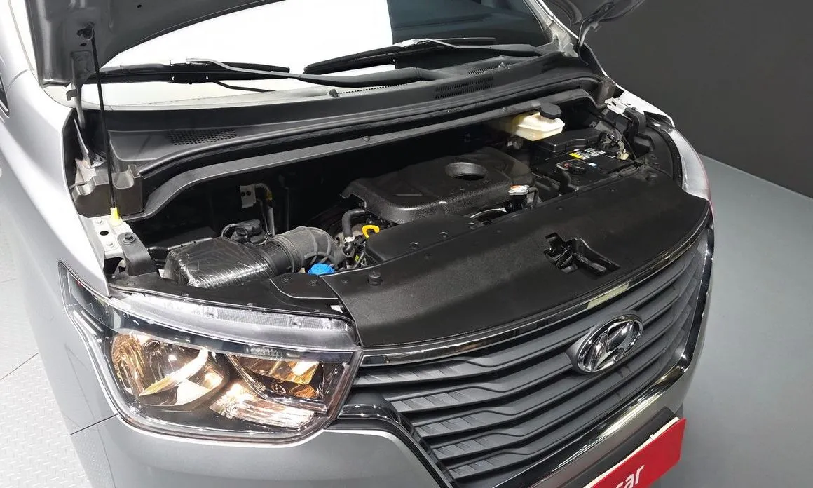 Hyundai Starex — фото 10