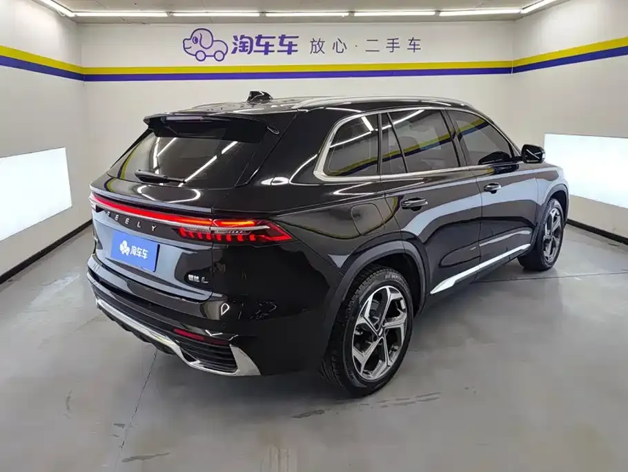 Geely Xingyue L — фото 8