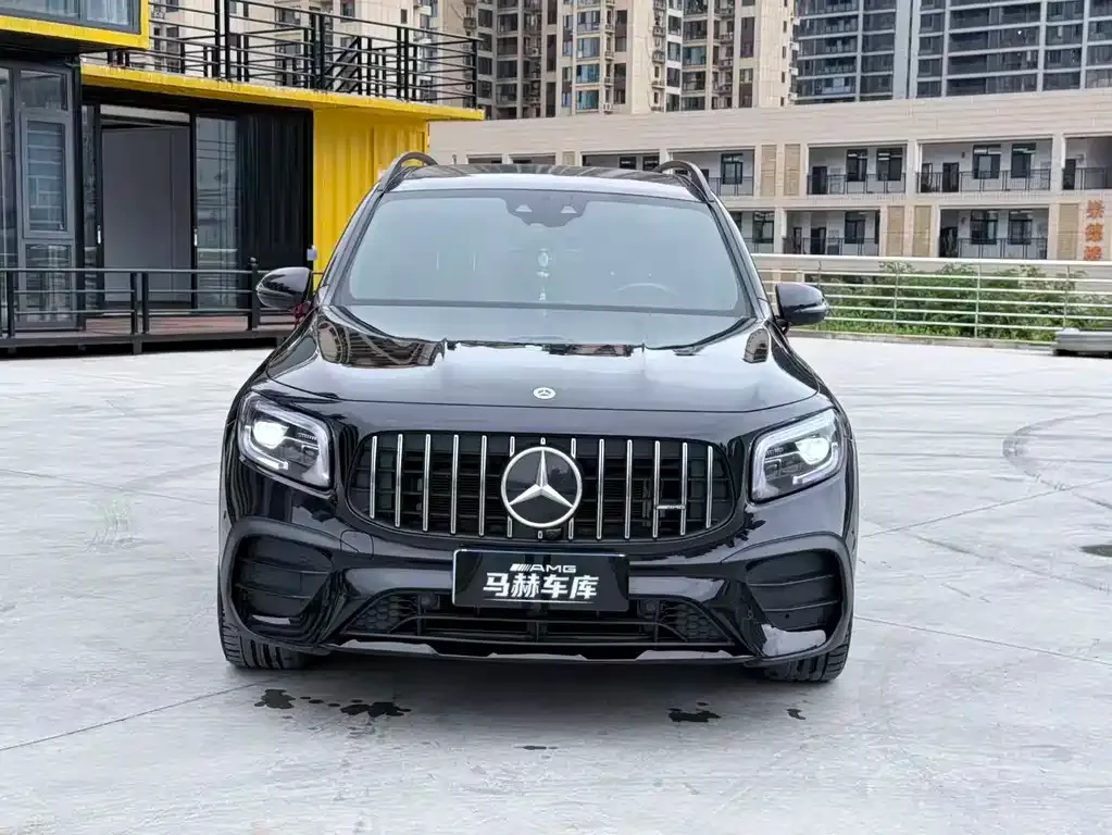 Mercedes-Benz GLB AMG — фото 2