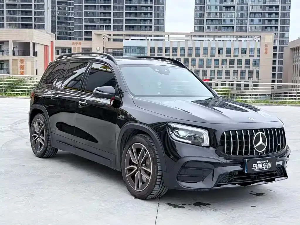Mercedes-Benz GLB AMG — фото 5