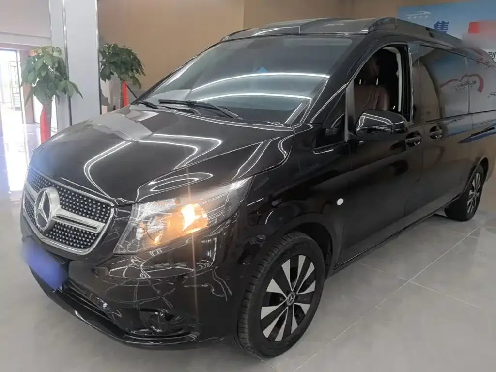 Mercedes-Benz Vito — фото 1