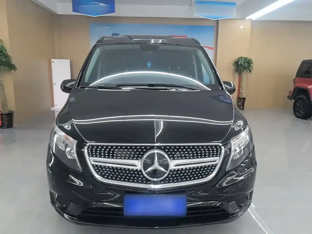 Mercedes-Benz Vito — фото 10
