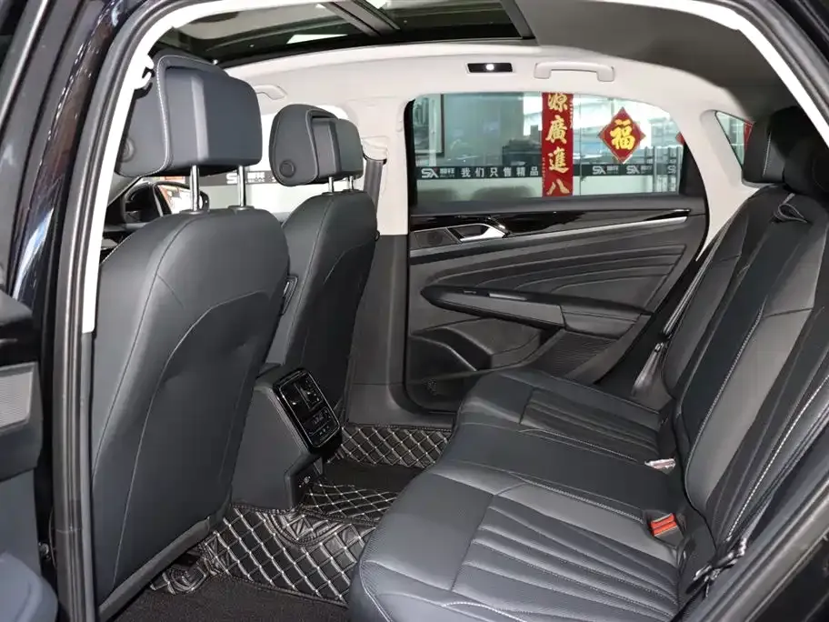 Volkswagen Passat — фото 5