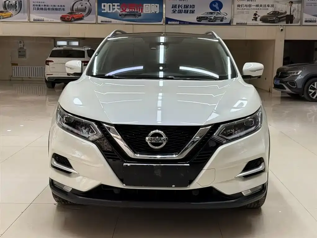 Nissan Qashqai — фото 2