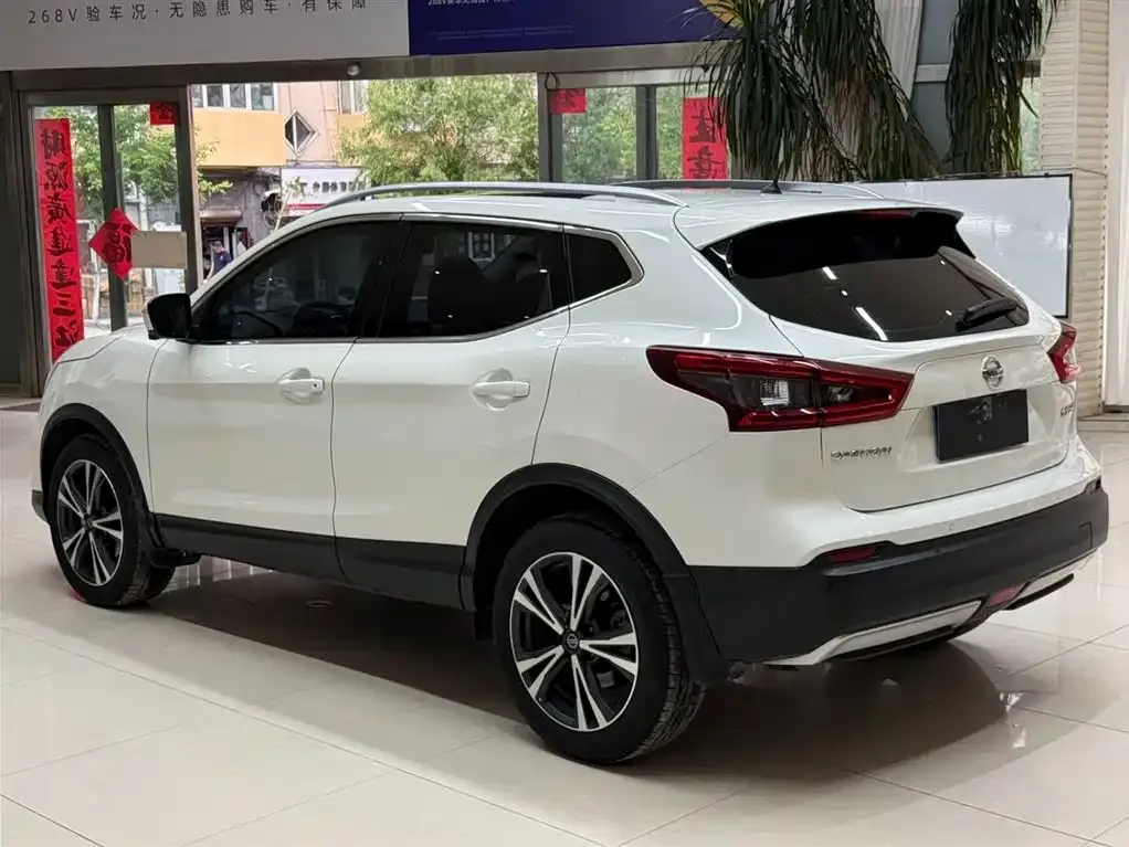 Nissan Qashqai — фото 3