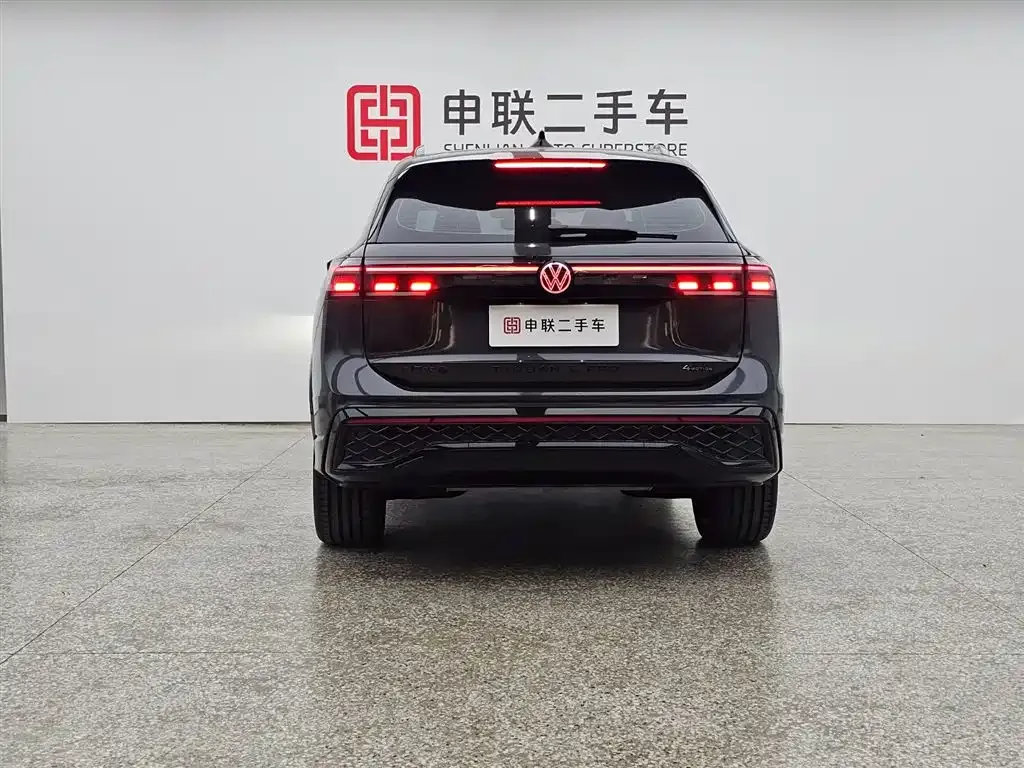 Volkswagen Tiguan L — фото 4
