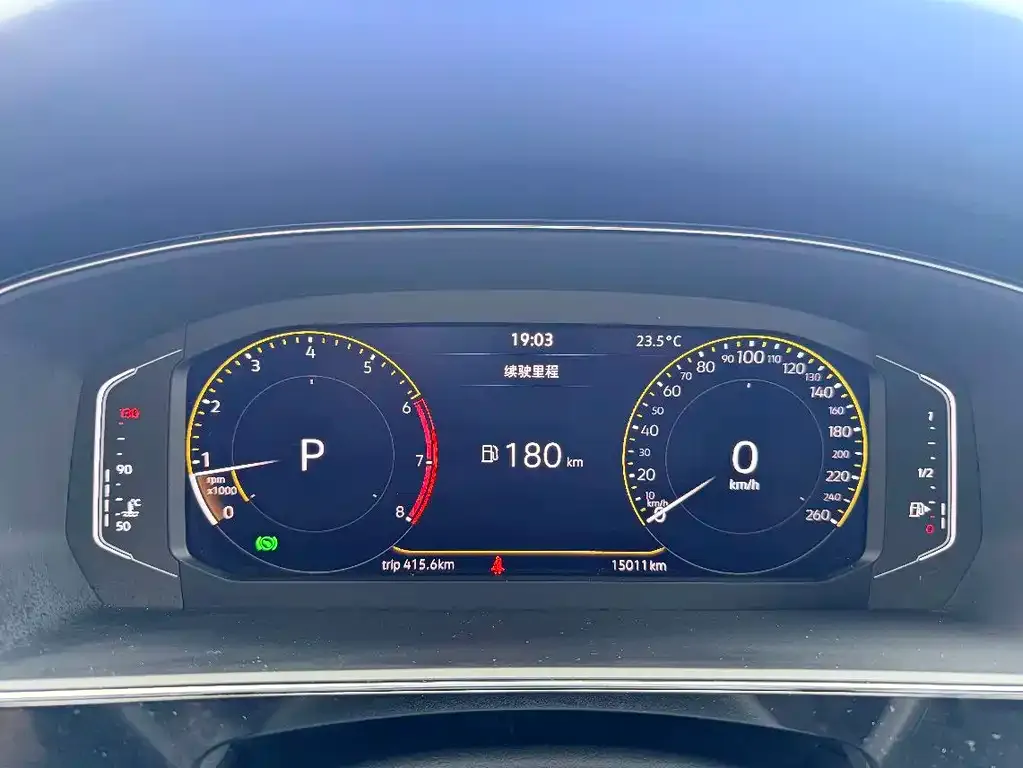 Volkswagen Passat — фото 4