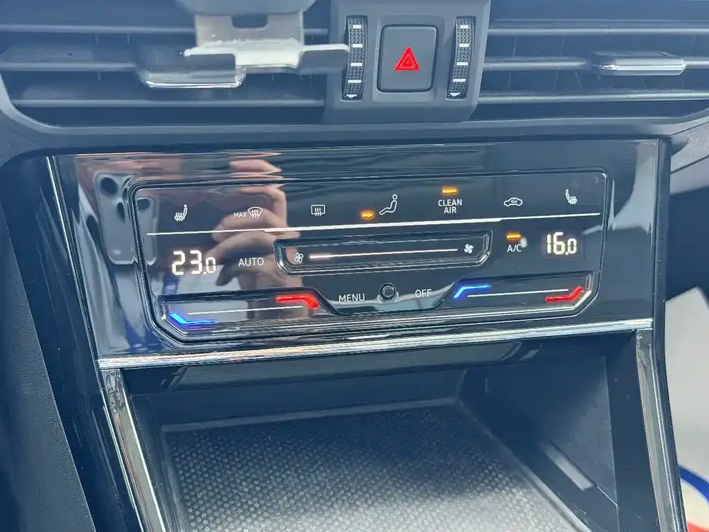 Volkswagen Passat — фото 7