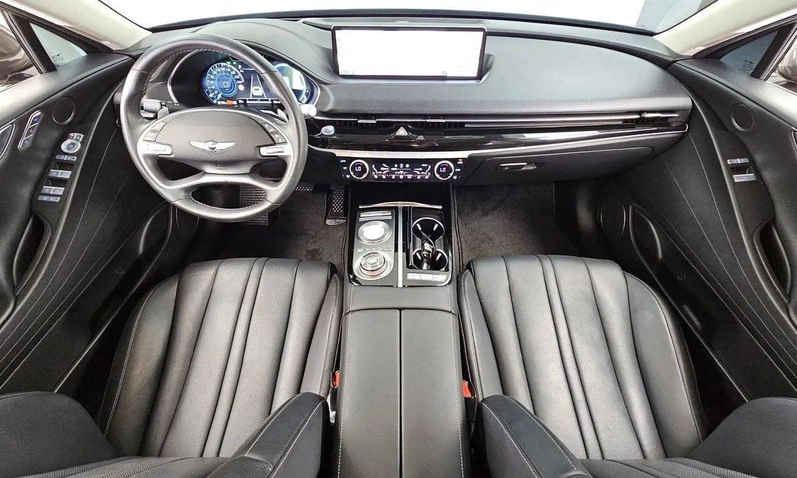 Genesis G80 — фото 10