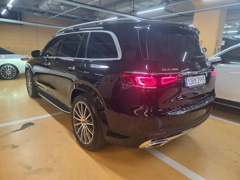 Mercedes-Benz GLS-Class — фото 6