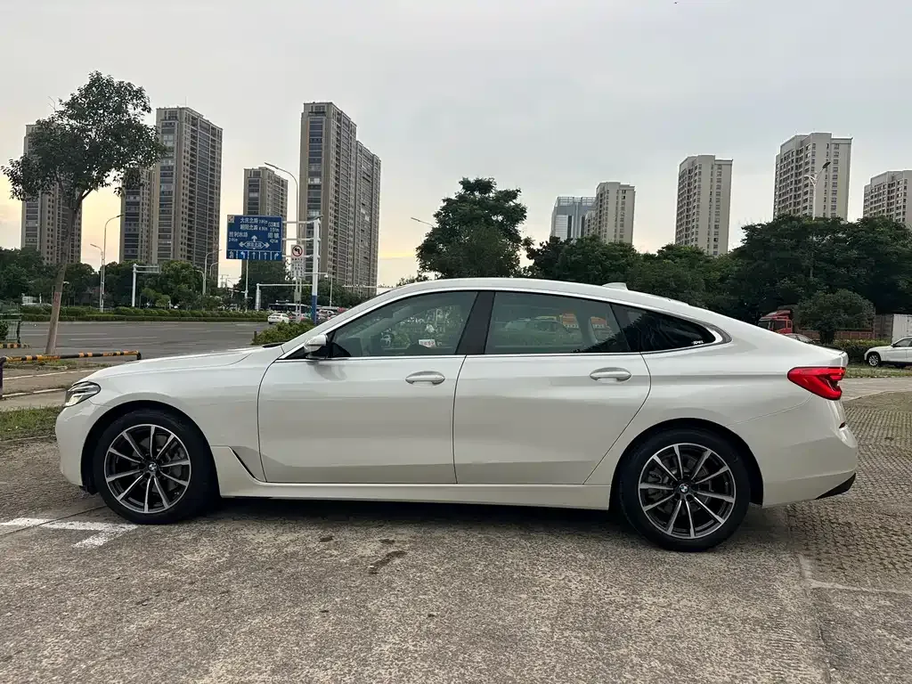 BMW 6 Series GT — фото 8
