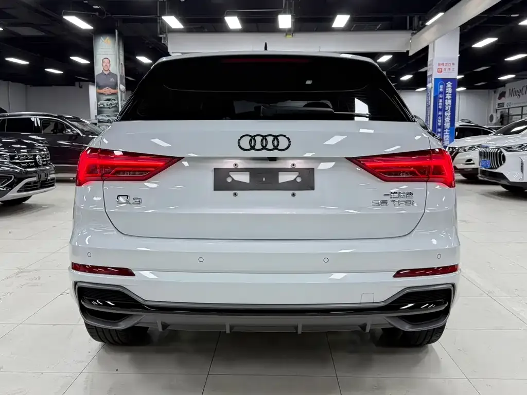 Audi Q3 — фото 3
