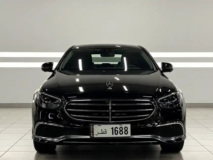 Mercedes-Benz E-Class — фото 4