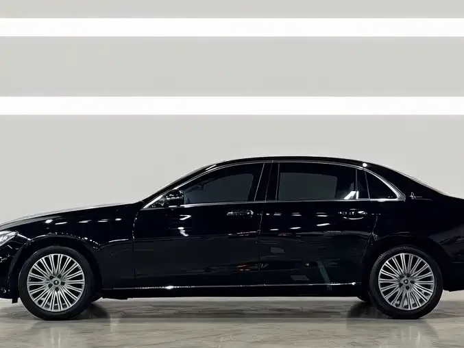 Mercedes-Benz E-Class — фото 2