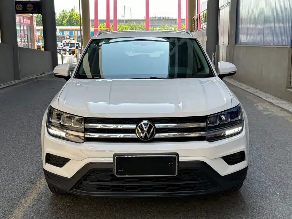 Volkswagen Tharu — фото 3