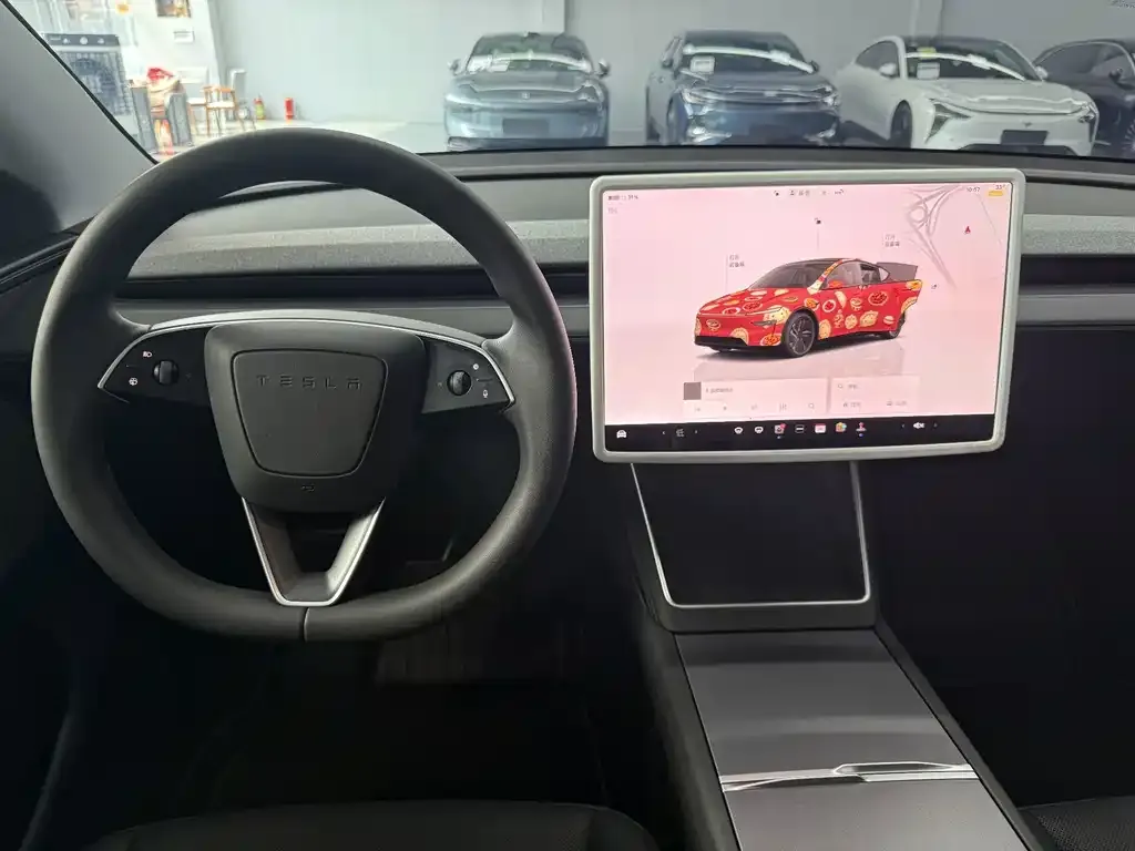 Tesla Model Y — фото 7