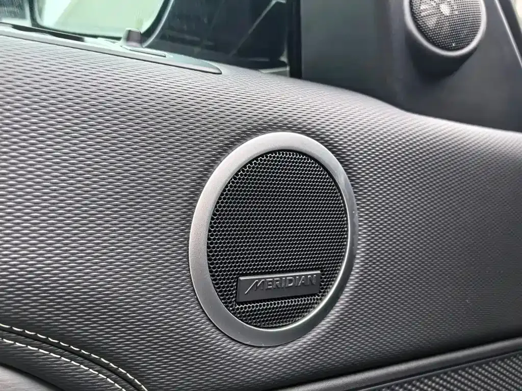 Land Rover Discovery — фото 10