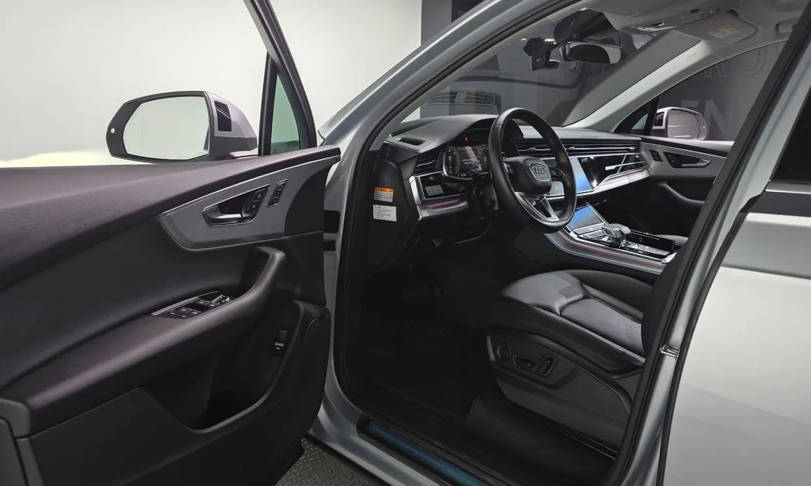 Audi Q7 2022 из KR, фото 4