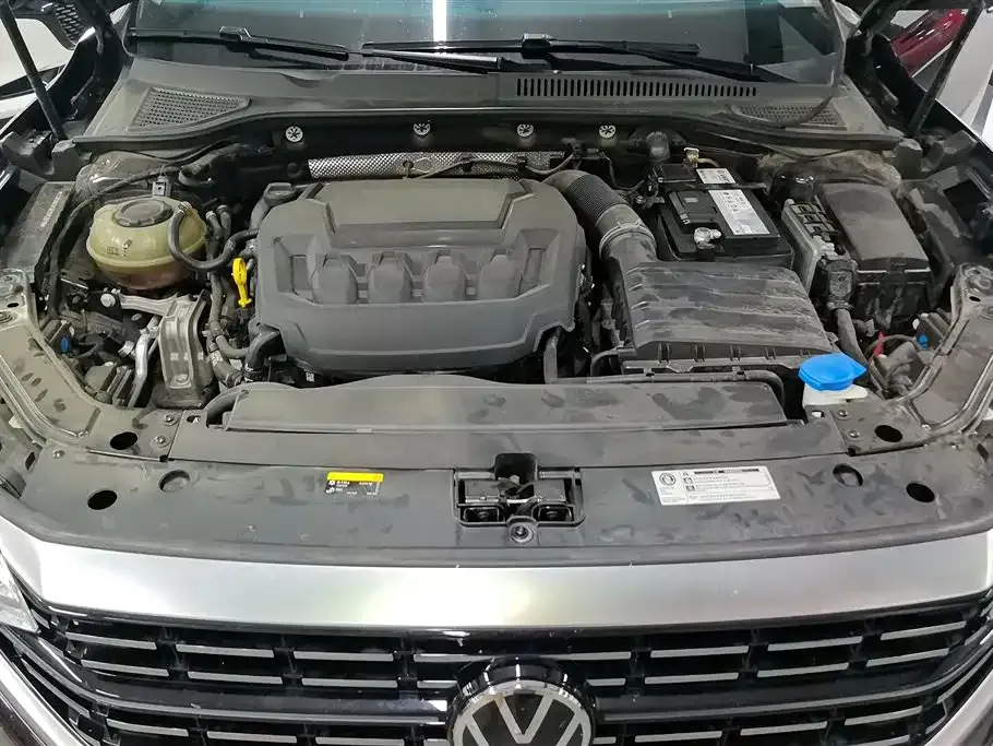 Volkswagen Passat — фото 10