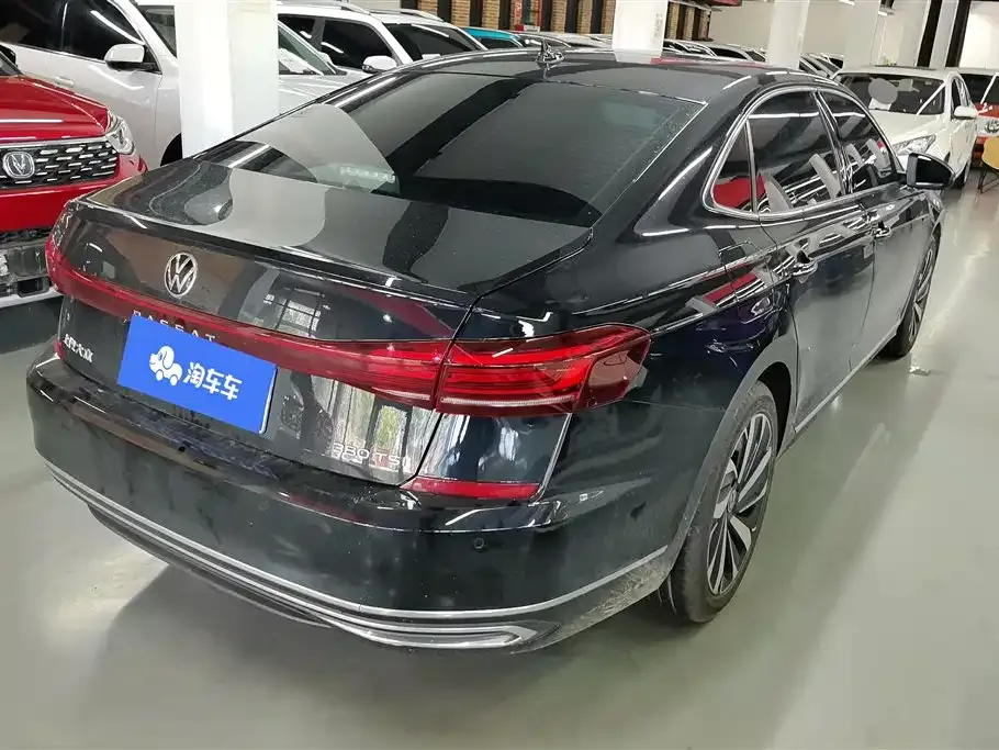 Volkswagen Passat — фото 7