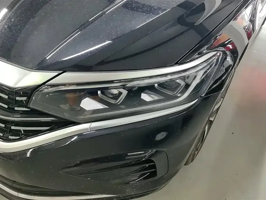 Volkswagen Passat — фото 5