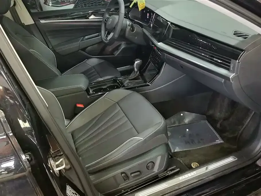 Volkswagen Passat — фото 8