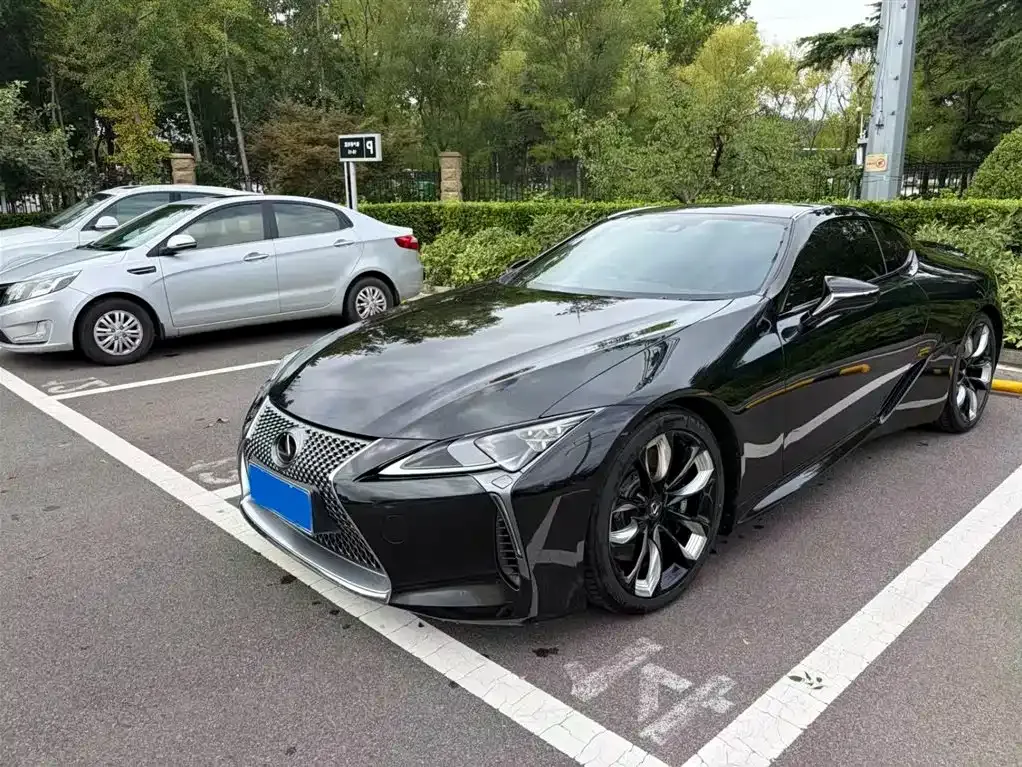 Lexus LC — фото 1
